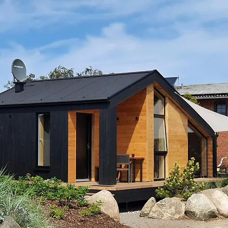 Holiday home Werder -- Wolke 7 -- Ostsee-strand 150m I Sauna I Ekamin I Tiny House Fuer 2 Personen I By 